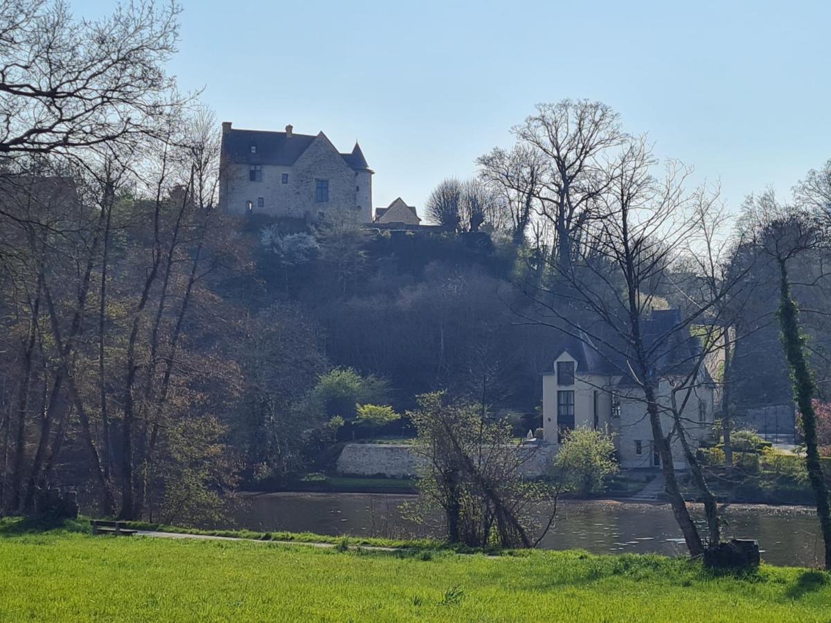 Отель Manoir De La Coudre Change  Экстерьер фото